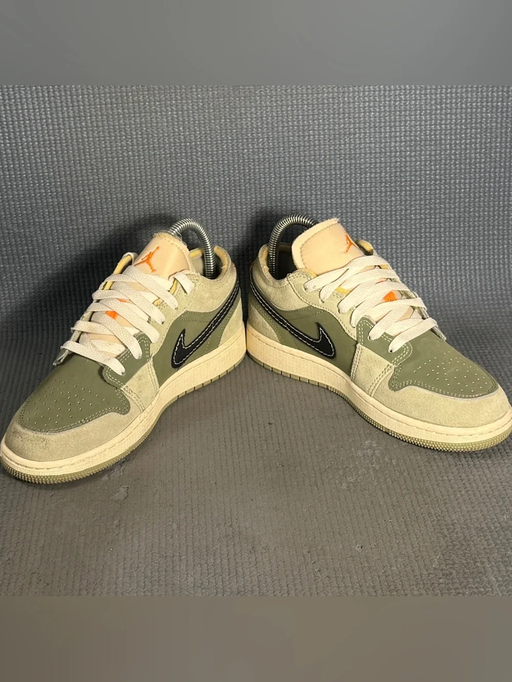 Nike Air Jordan 1 Low SE Craft Sky J Light Olive Shoes Sz 4.5Y Sz 6 Women